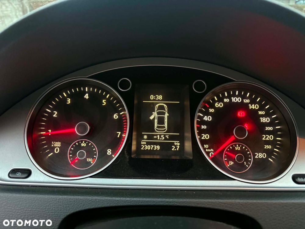 Volkswagen CC - 8