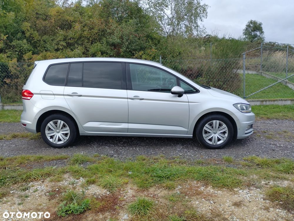 Volkswagen Touran 2.0 TDI SCR (BlueMotion Technology) DSG Highline - 13