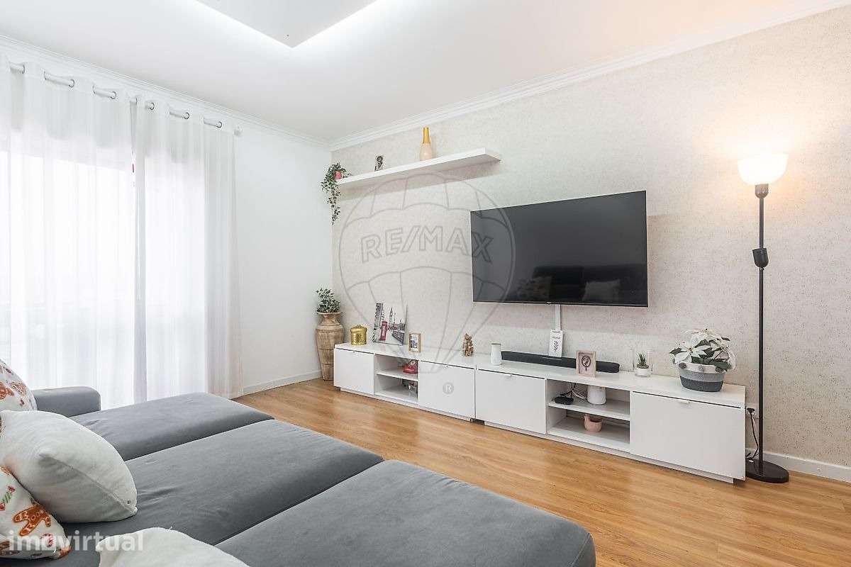 Apartamento T3 em Vila Verde - Grande imagem: 2/17