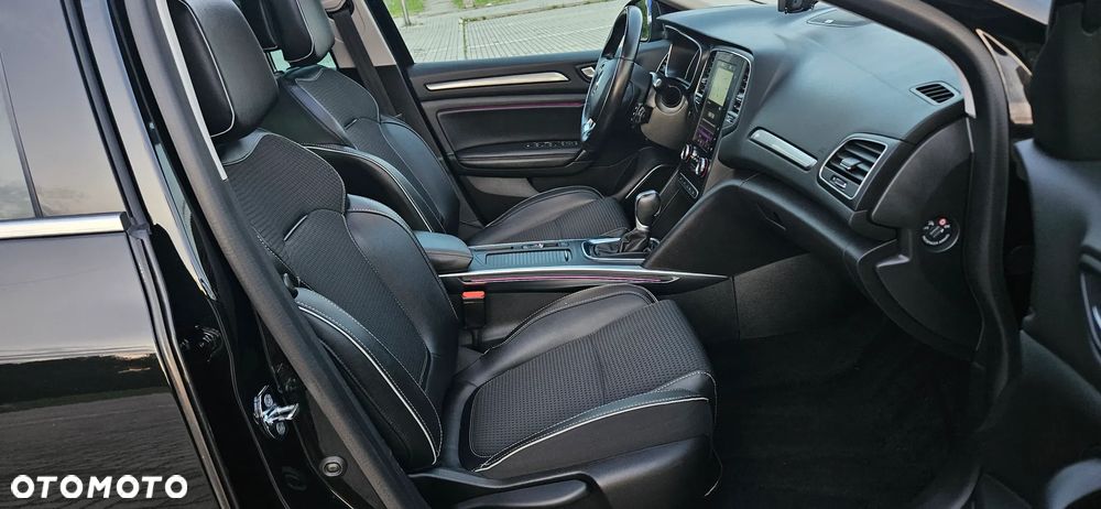 Renault Megane 1.2 Energy TCe Bose EDC - 11