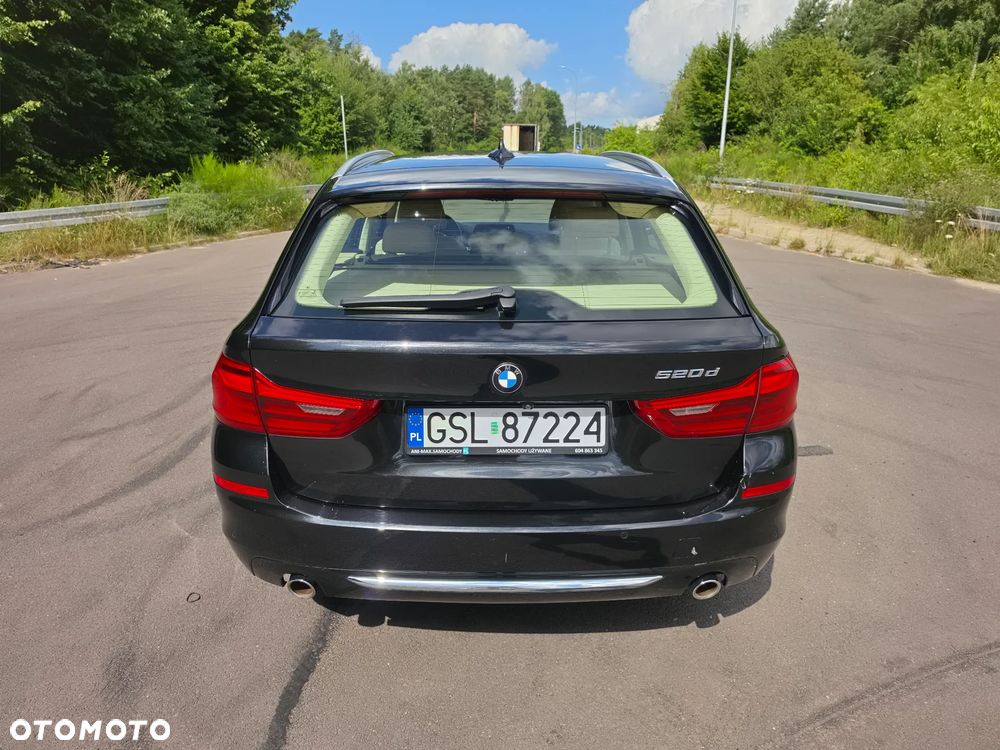 BMW Seria 5 520d Luxury Line - 8