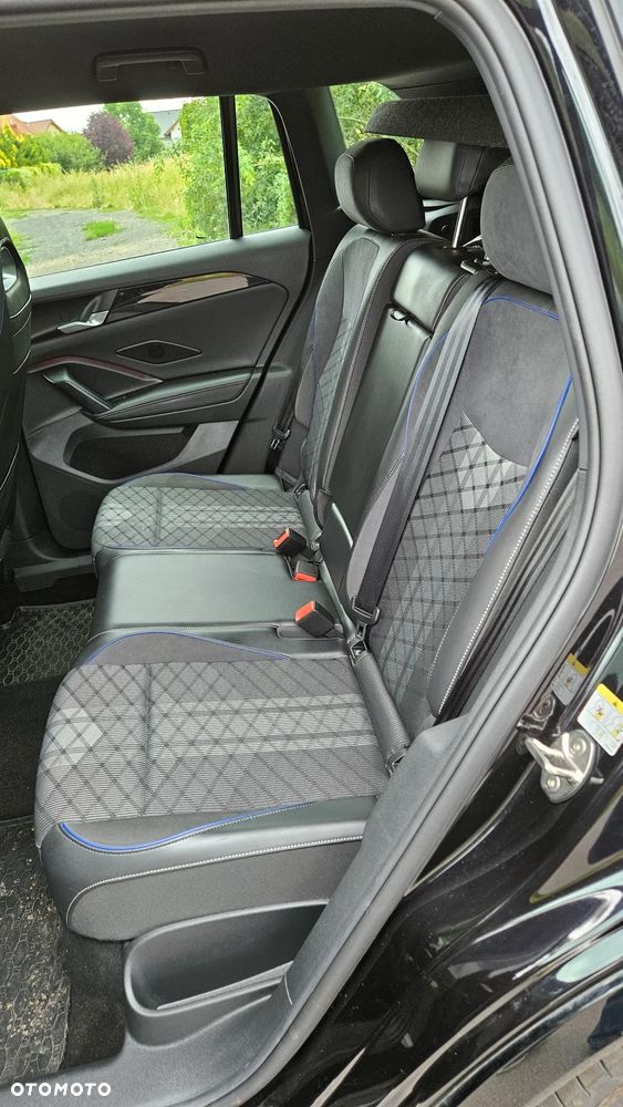 Volkswagen Tiguan - 12