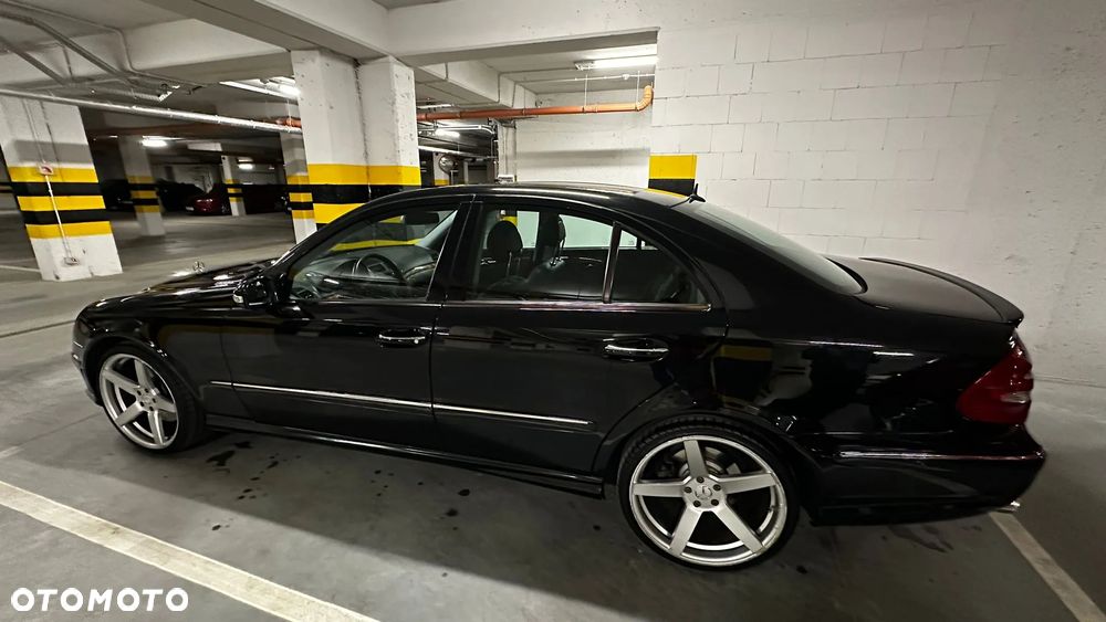 Mercedes-Benz Klasa E 500 4-Matic Elegance - 3