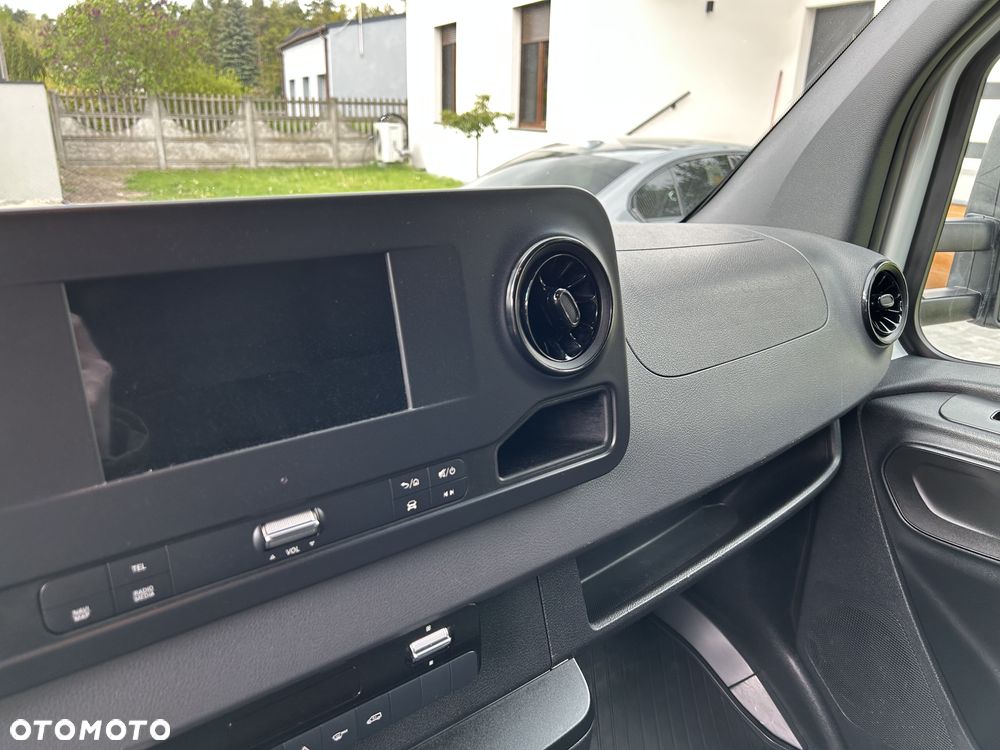 Mercedes-Benz Sprinter 907 316 - 7