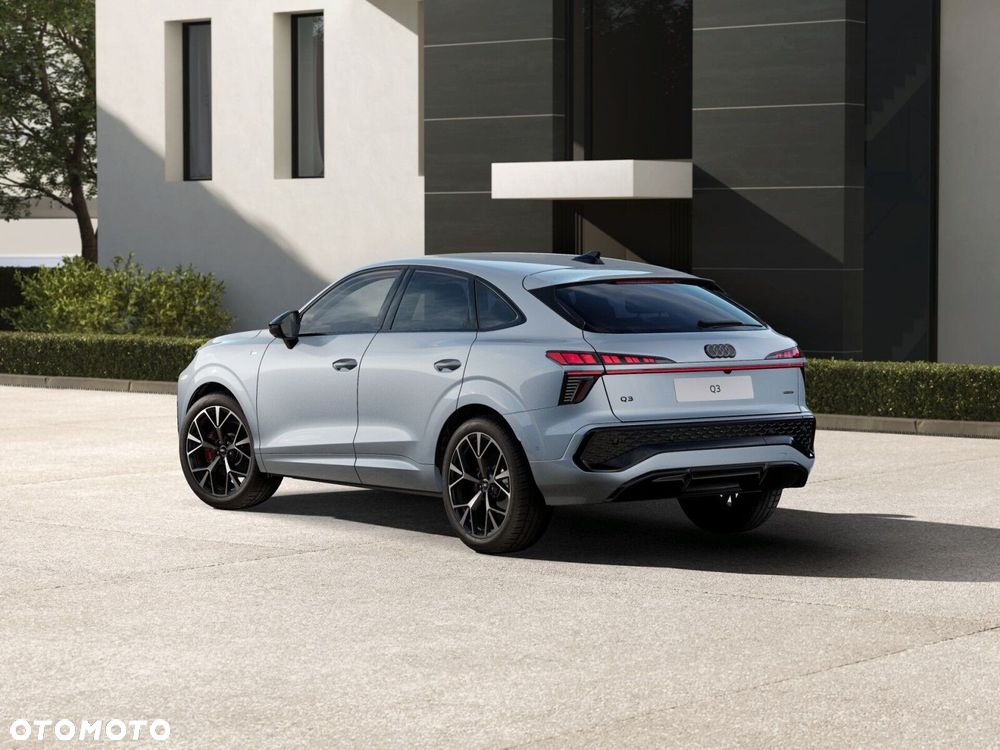 Audi Q3 Sportback - 5