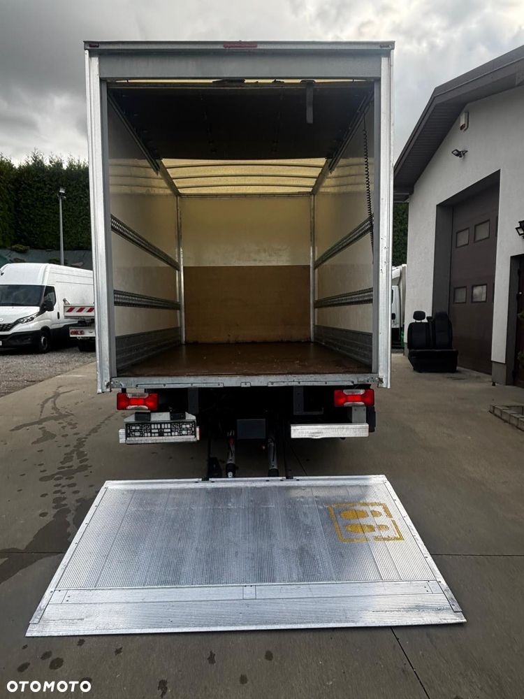 Iveco Daily 35C14 Kontener 8 Palet z windą - 7