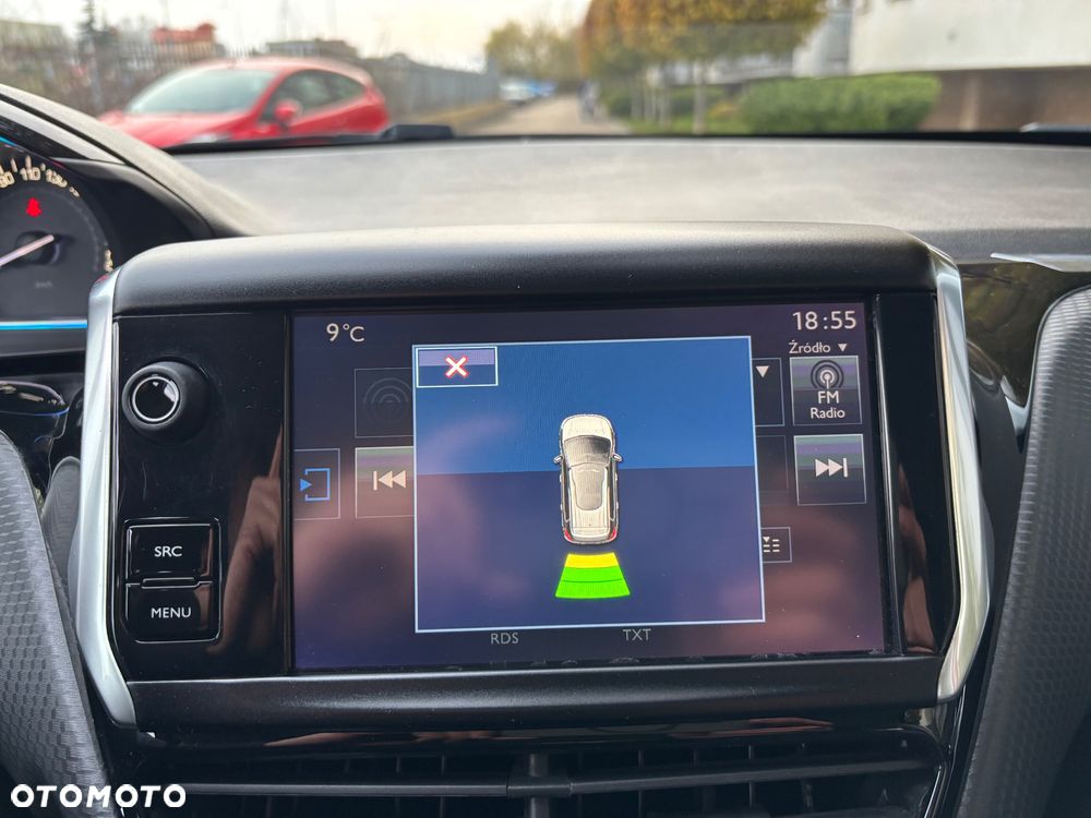 Peugeot 2008 PureTech 110 Stop&Start EAT6 Allure - 6