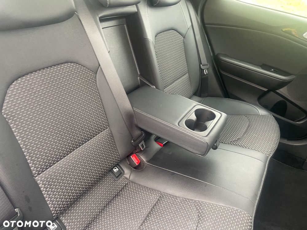Kia XCeed - 15