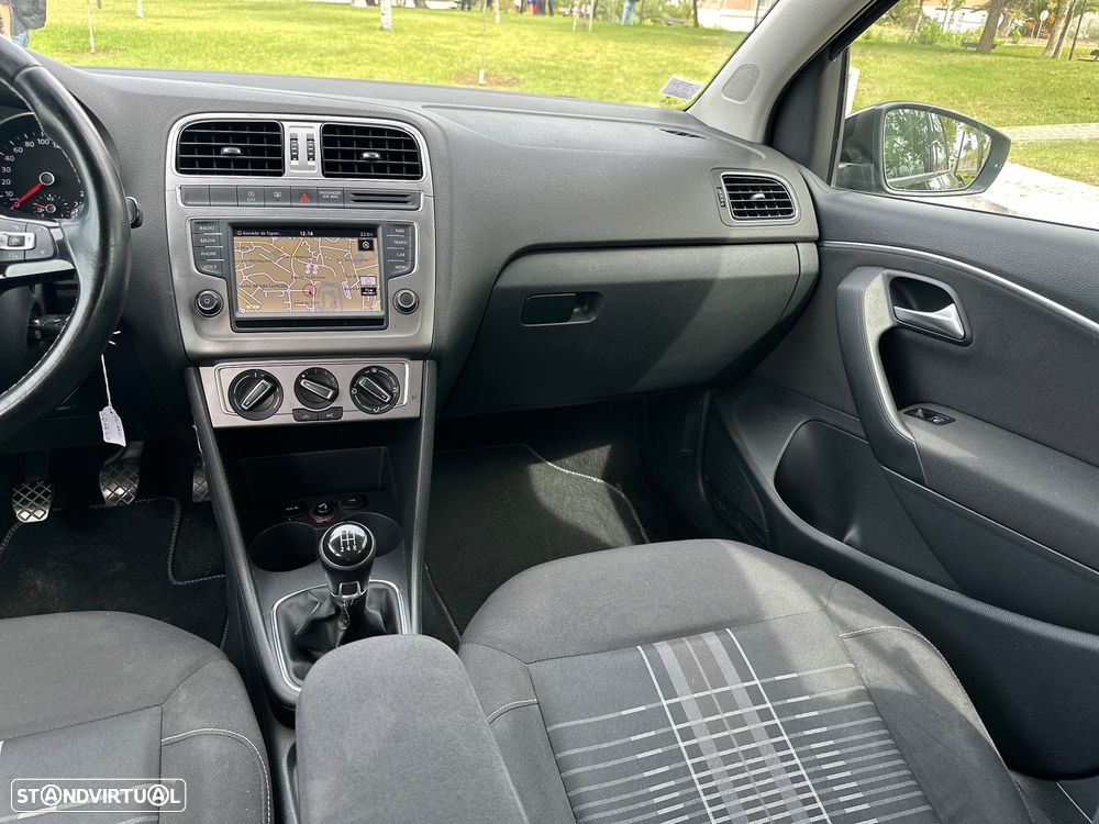 VW Polo 1.0 Trendline - 32