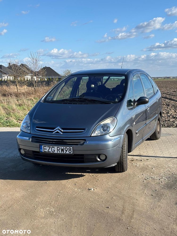 Citroën Xsara Picasso 1.6 HDi Exclusive - 1