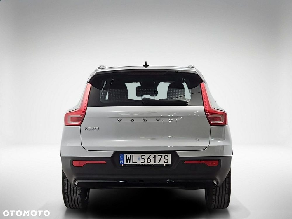 Volvo XC 40 T5 Plug-In Hybrid R-Design - 4