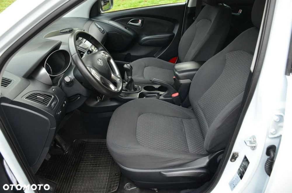 Hyundai ix35 - 23