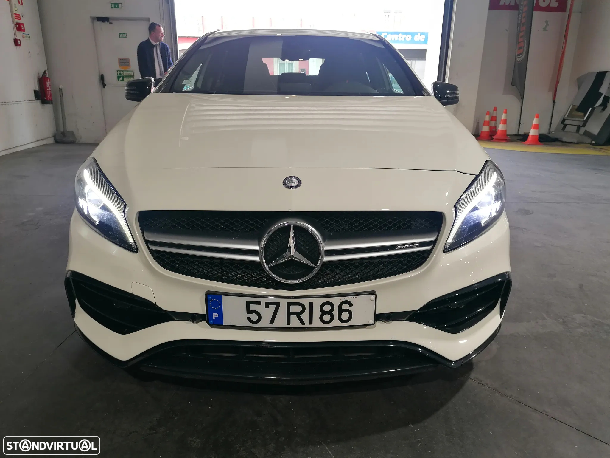 Mercedes-Benz A 45 AMG 4-Matic - 14