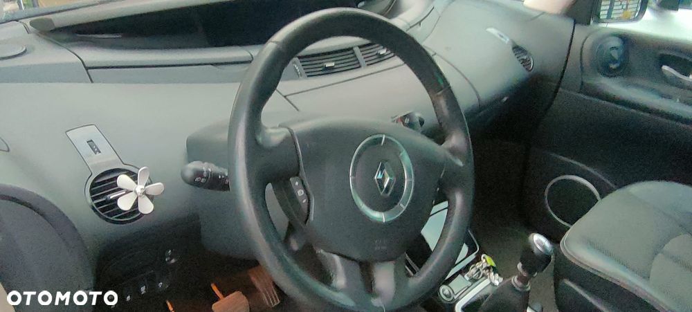 Renault Espace 2.0 dCi FAP Dynamique - 18