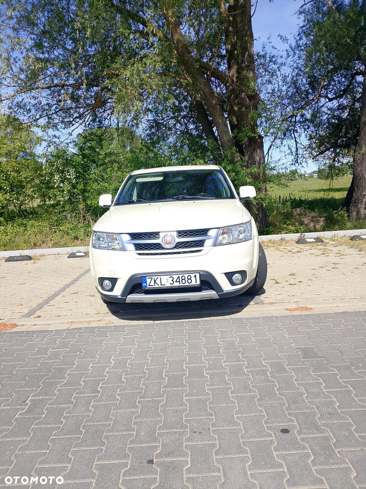 Fiat Freemont 2.0 Multijet 16V DPF Automatik Allrad Lounge - 3