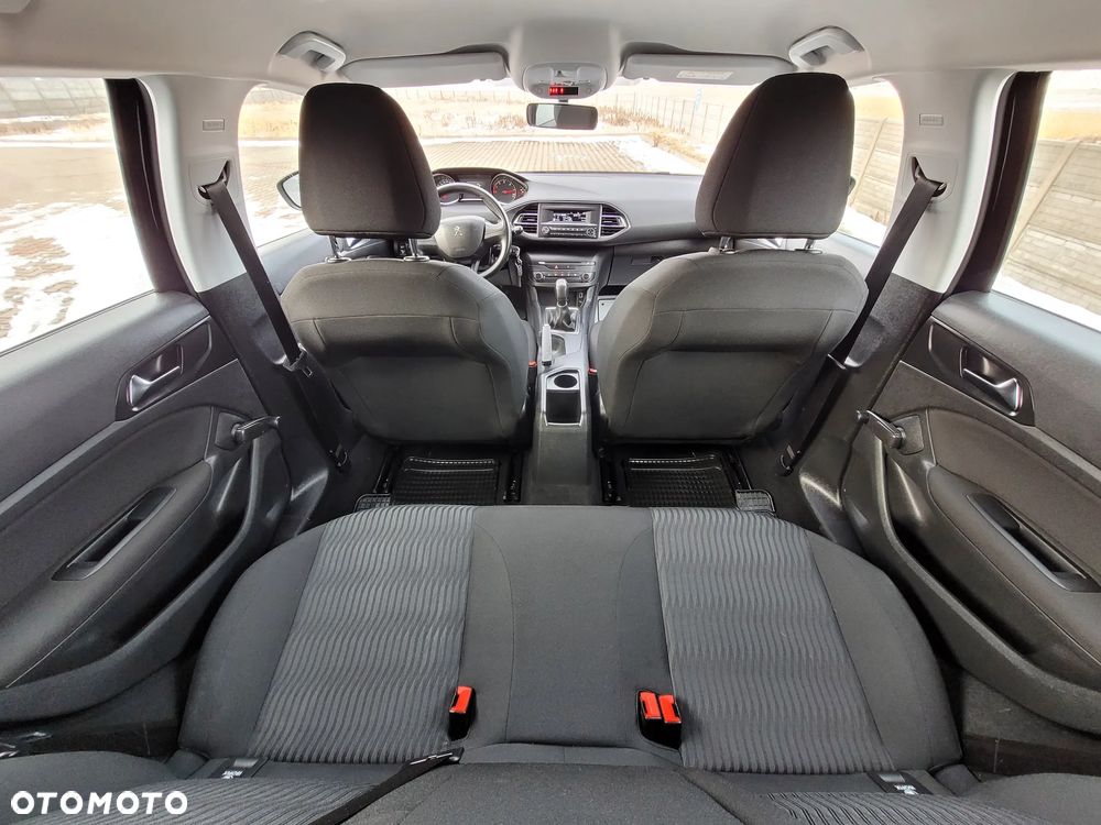 Peugeot 308 1.6 HDi Presence - 20