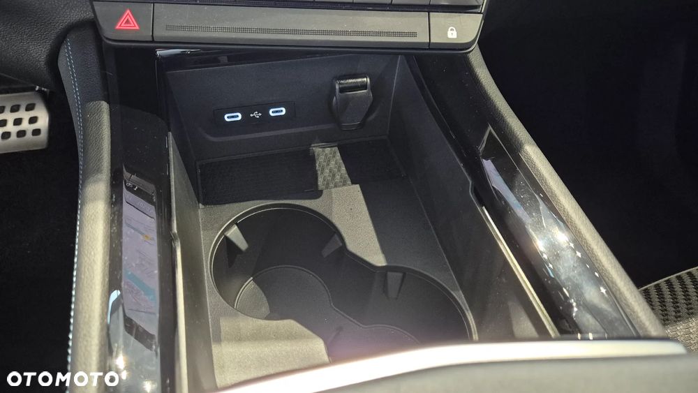 Renault Austral 1.2 E-Tech Full Hybrid 200 Iconic esprit Alpine MMT - 24