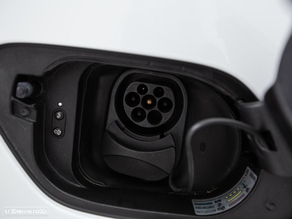 VW e-Golf AC/DC - 13
