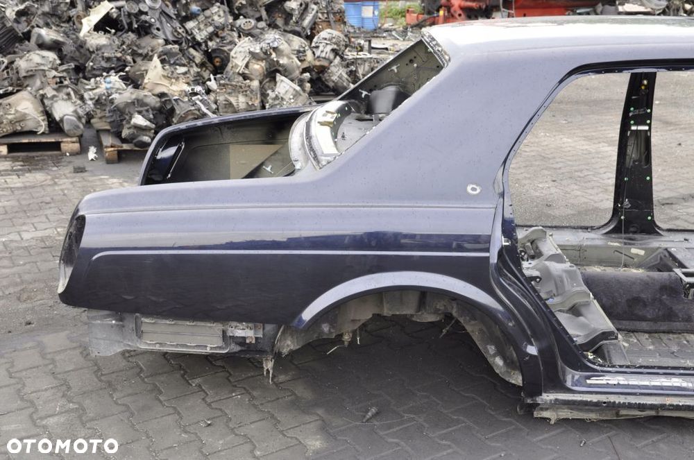 BENTLEY ARNAGE 09 ĆWIARTKA BŁOTNIK PRAWY TYŁ TYLNY - 1