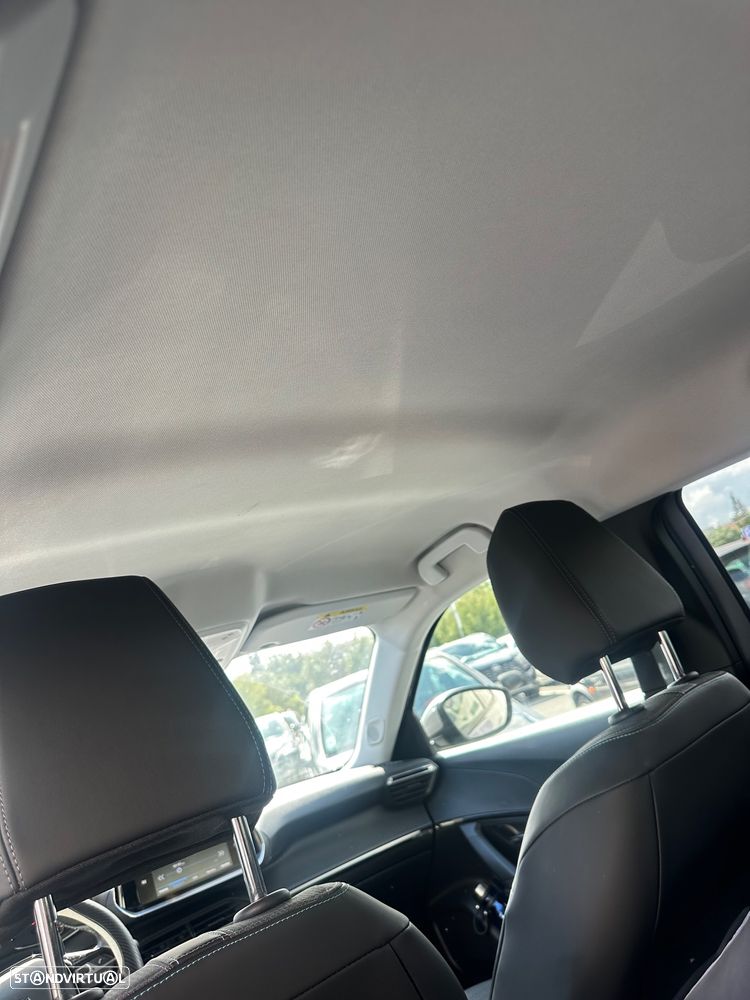 Peugeot 2008 1.2 PureTech Allure - 8