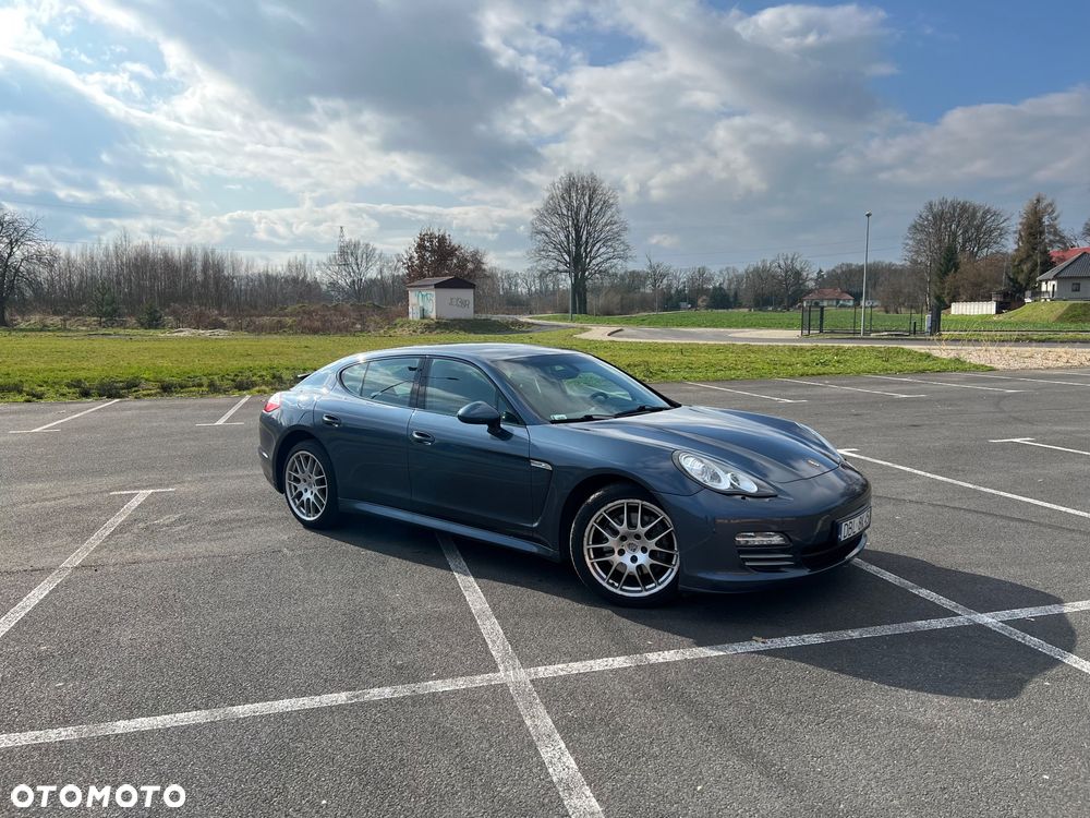 Porsche Panamera 4 - 1