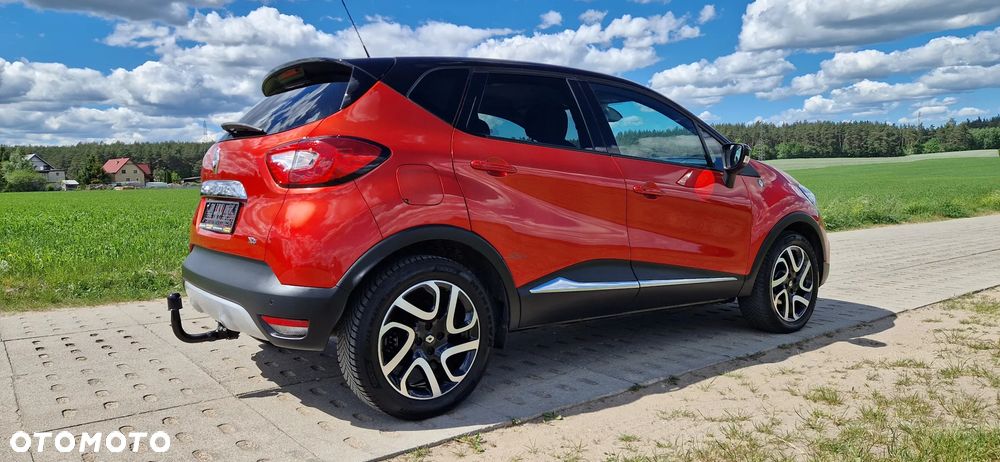 Renault Captur 1.2 TCe Helly Hansen EDC - 19