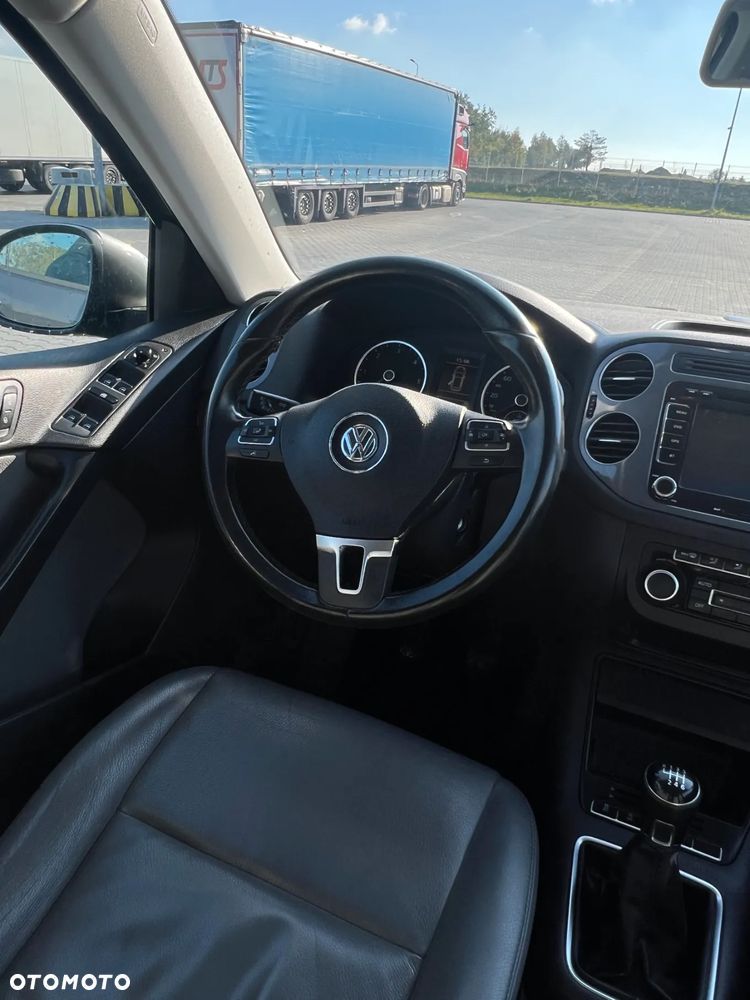 Volkswagen Tiguan 2.0 TDI Perfectline - 12