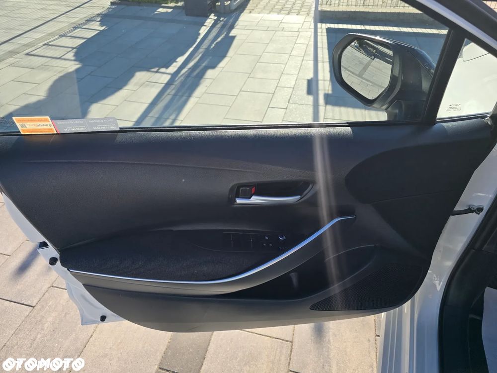 Toyota Corolla 1.8 Hybrid Comfort - 27