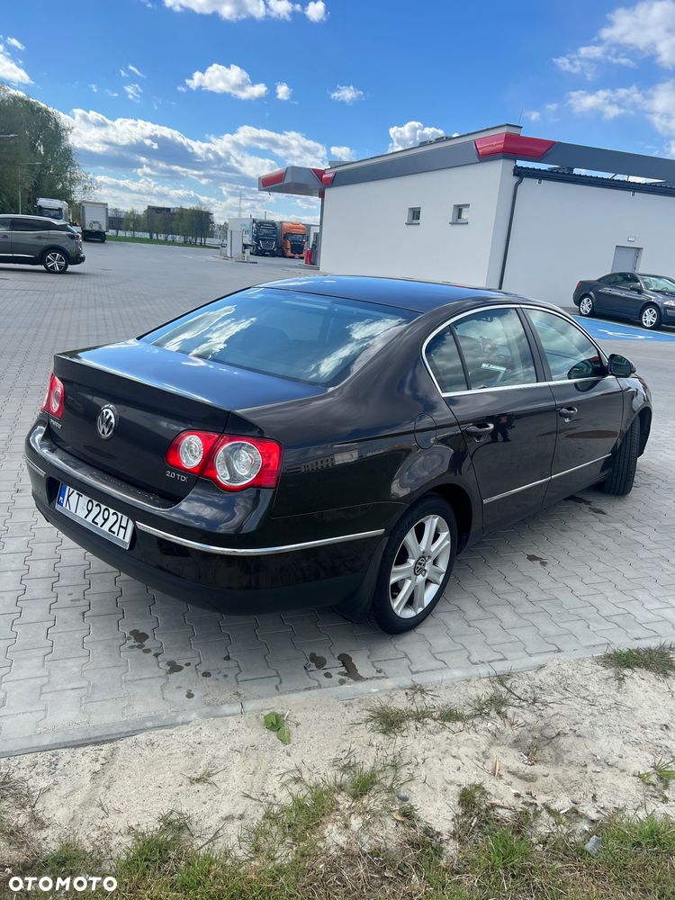 Volkswagen Passat 2.0 TDI DPF Comfortline DSG - 7