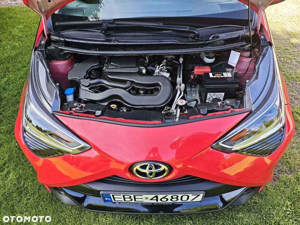Toyota Aygo x.shift x-play connect - 5