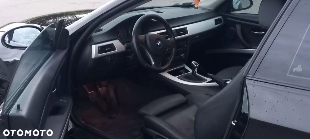 BMW Seria 3 330 Ci - 30