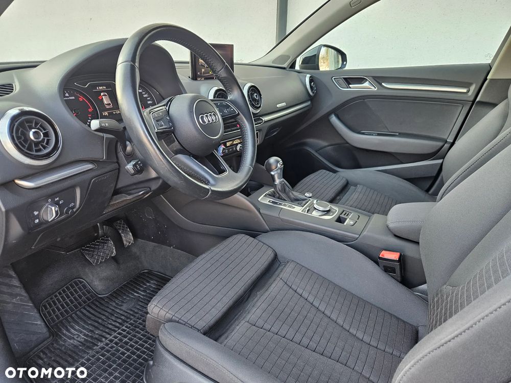 Audi A3 Sportback 2.0 TDI (clean diesel) quattro S tronic Attraction - 20