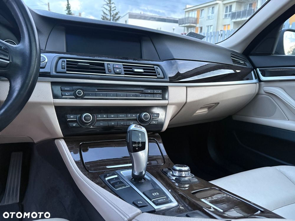 BMW Seria 5 535i - 9