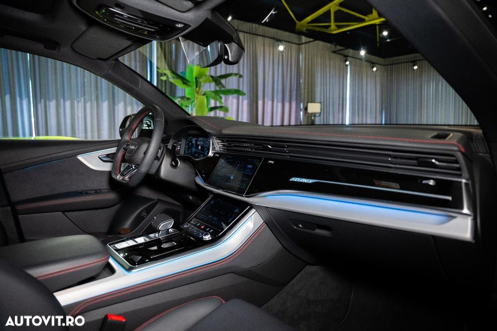 Audi Q8 - 32