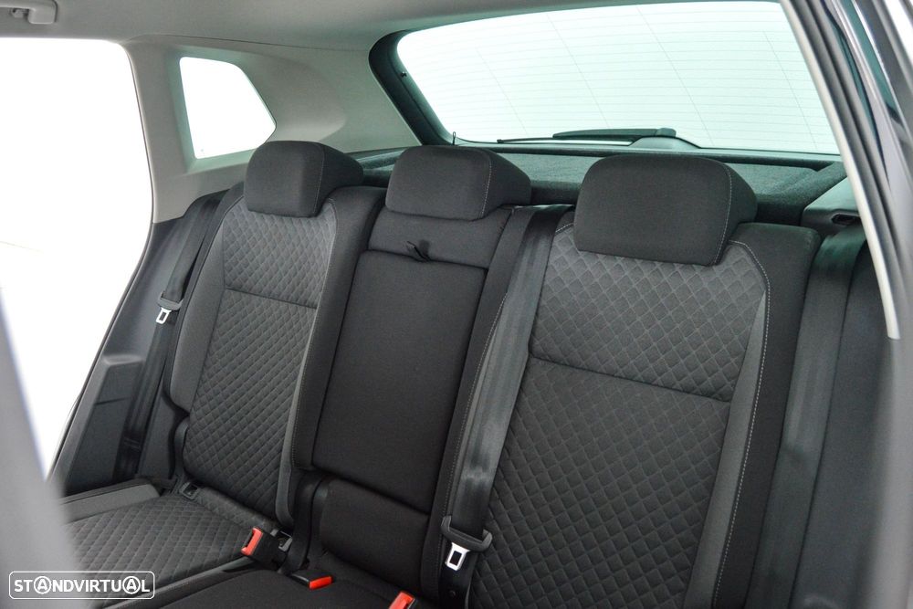 VW Tiguan 1.6 TDI Confortline - 11
