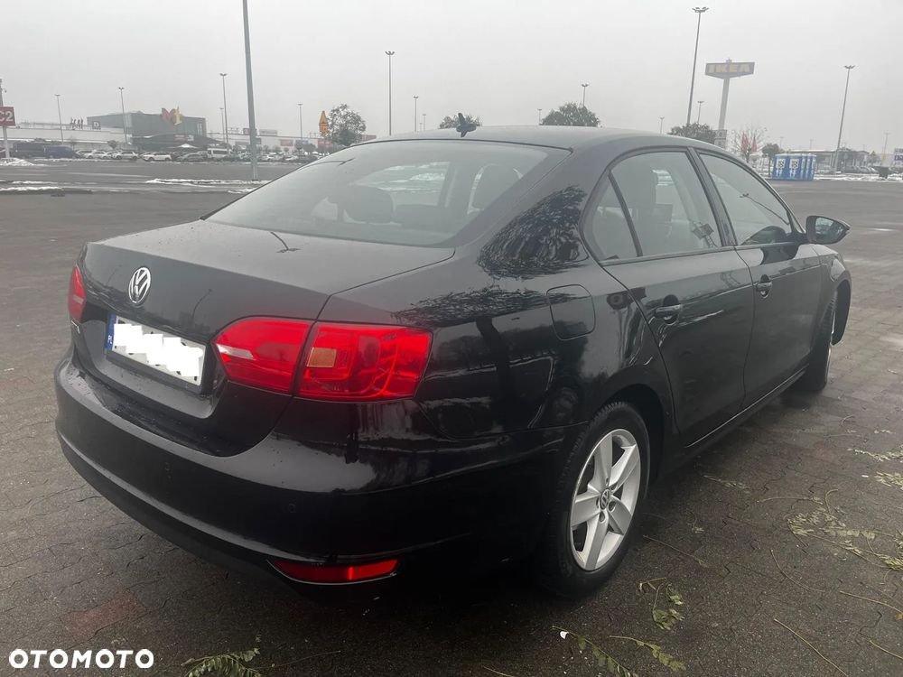 Volkswagen Jetta 1.2 TSI Comfortline - 6