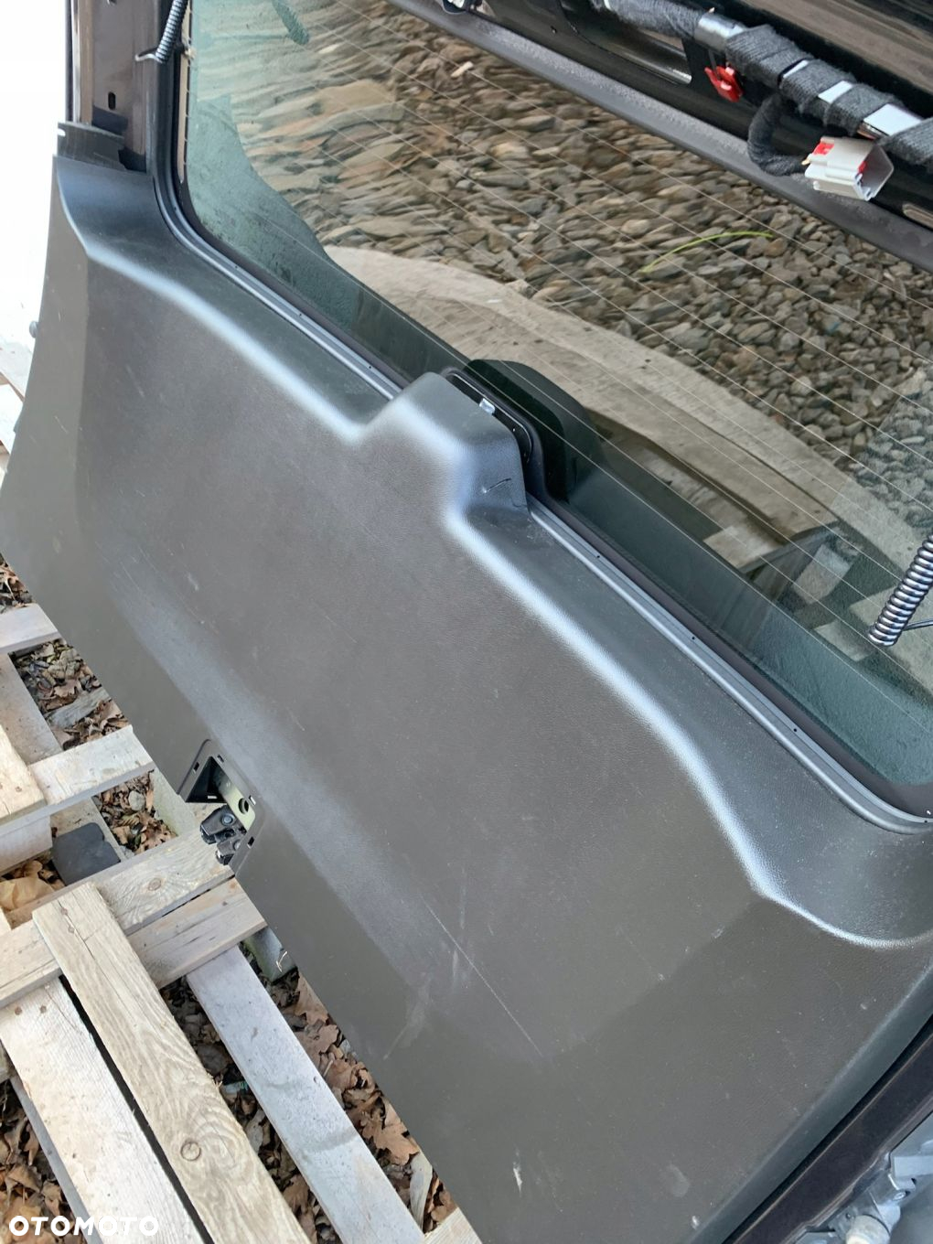 P2 CADILLAC ESCALADE IV 2014 - KLAPA TYLNA SZYBA KOMPLETNA KAMERA U121V - 8