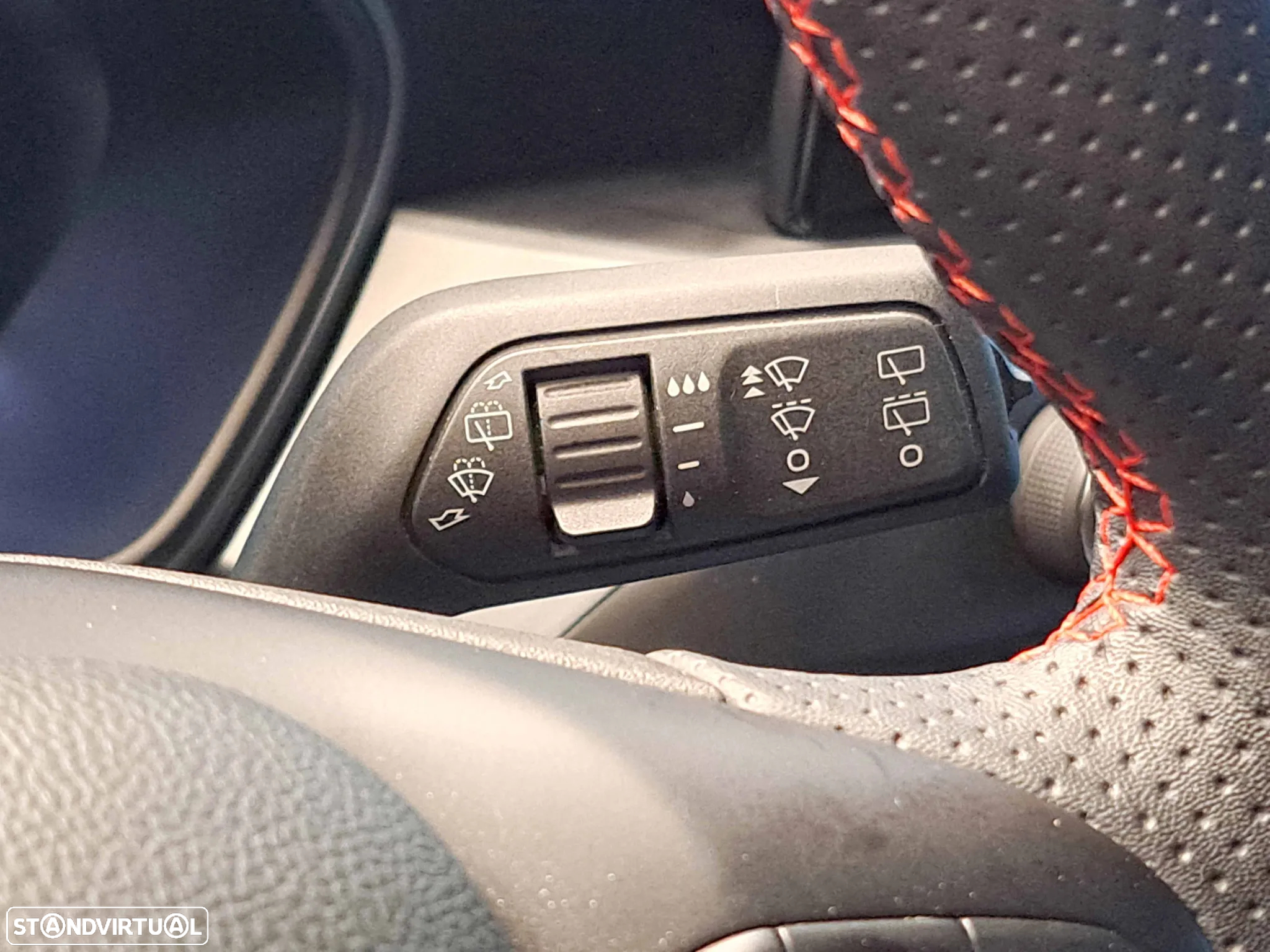 Ford Focus 1.0 EcoBoost MHEV ST-Line - 6