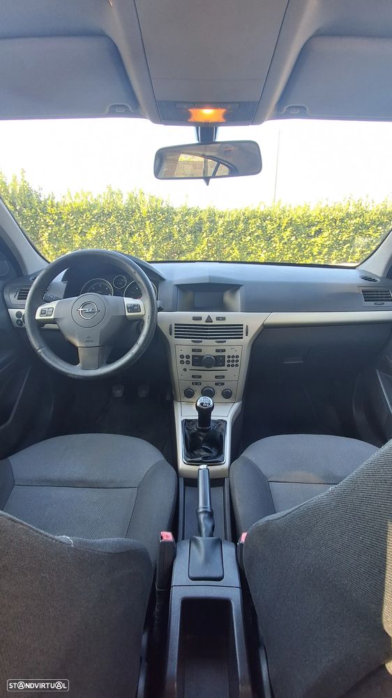 Opel Astra 1.3 CDTi Enjoy - 21