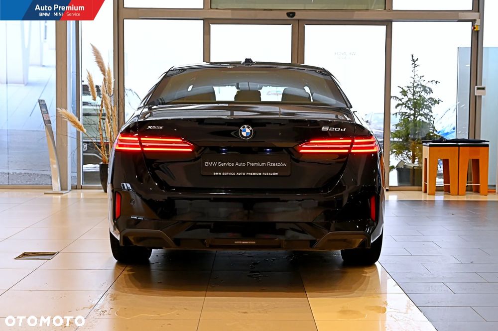 BMW Seria 5 520d xDrive - 20