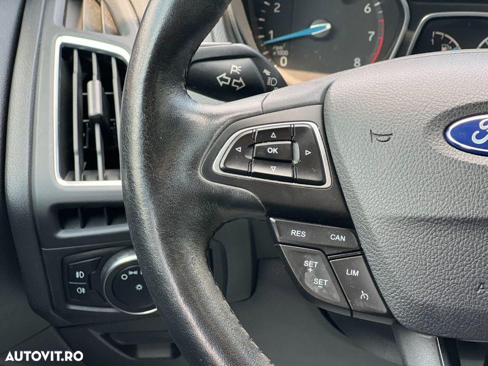 Ford Focus 1.5 EcoBoost Titanium Business - 15