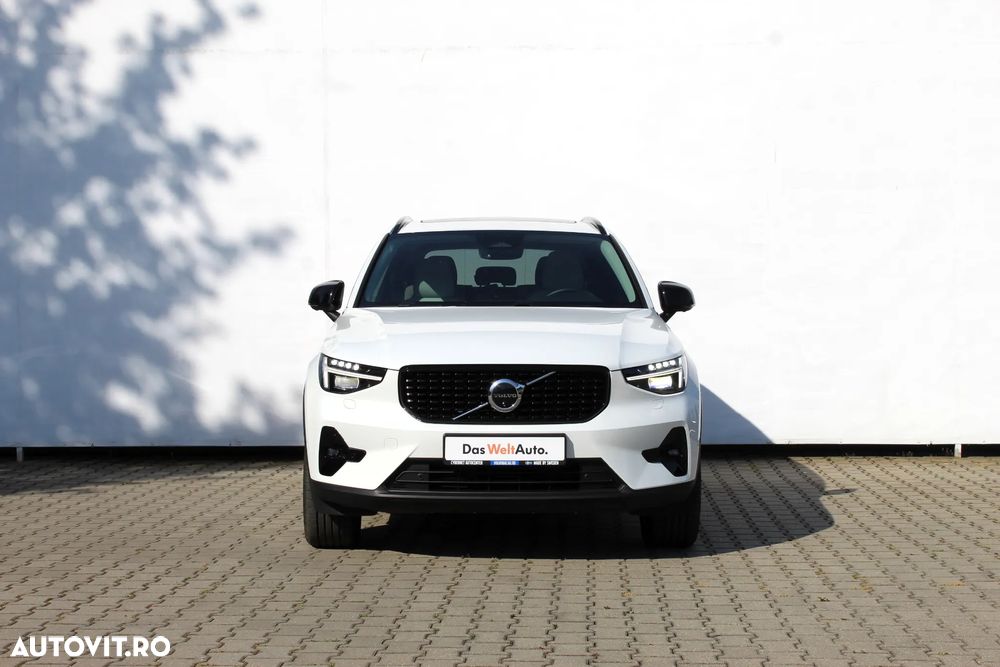 Volvo XC 40 B4 AT FWD MHEV Ultimate Dark - 8