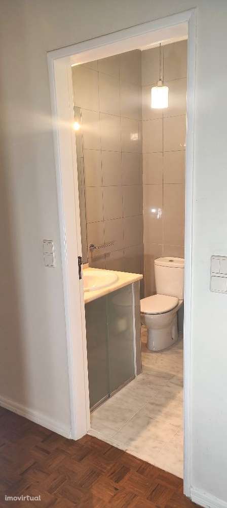 Amplo e encantador apartamento T3 no centro de Lisboa - Grande imagem: 4/17