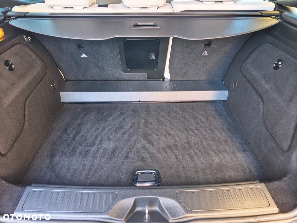 Mercedes-Benz Klasa B 180 CDI (BlueEFFICIENCY) - 36