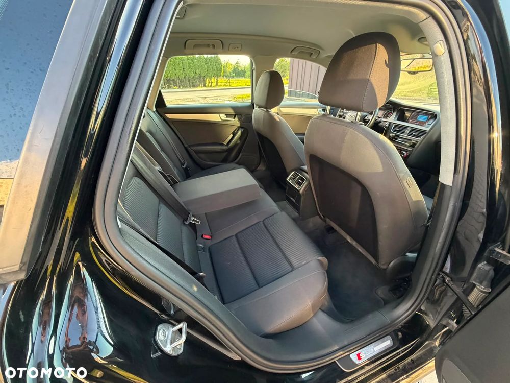 Audi A4 Limousine - 17