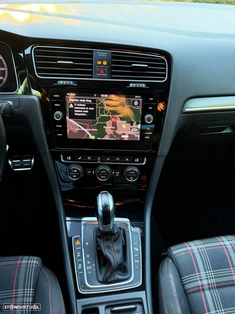 VW Golf 2.0 TSI GTI DSG - 17