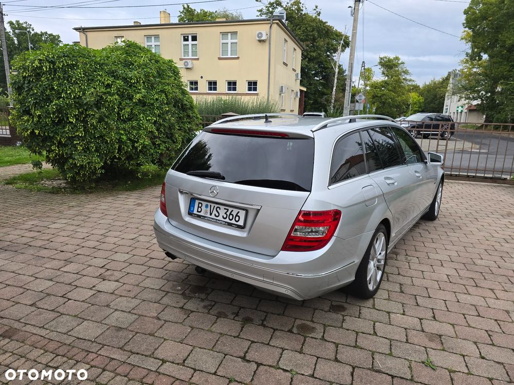 Mercedes-Benz Klasa C 200 CDI BlueEff Avantgarde - 11