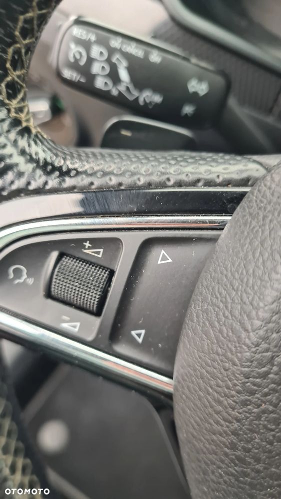 Skoda Superb 2.0 TDI Sportline DSG - 26