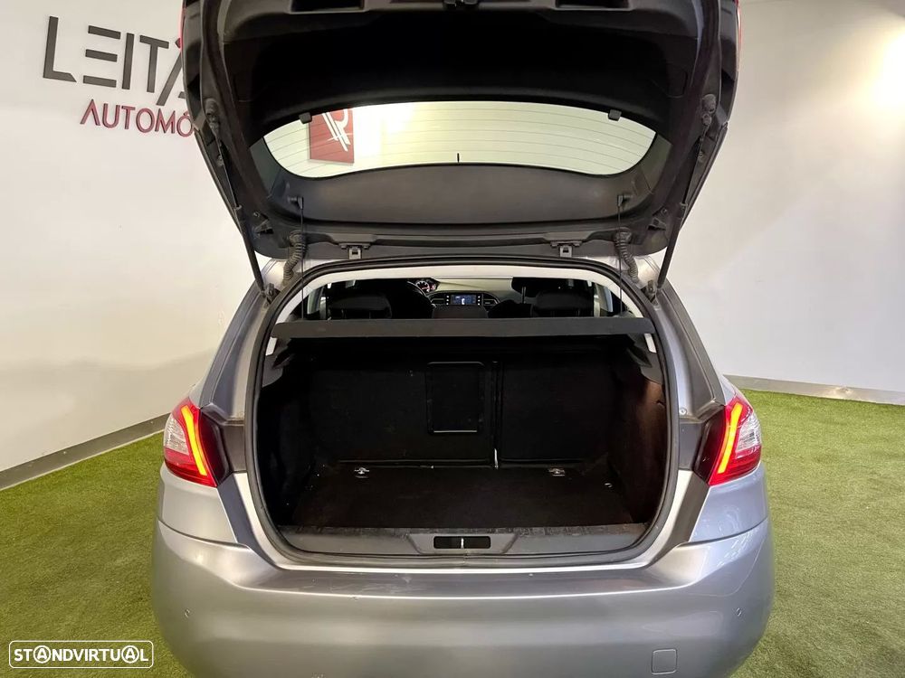Peugeot 308 1.6 e-HDi Active - 28