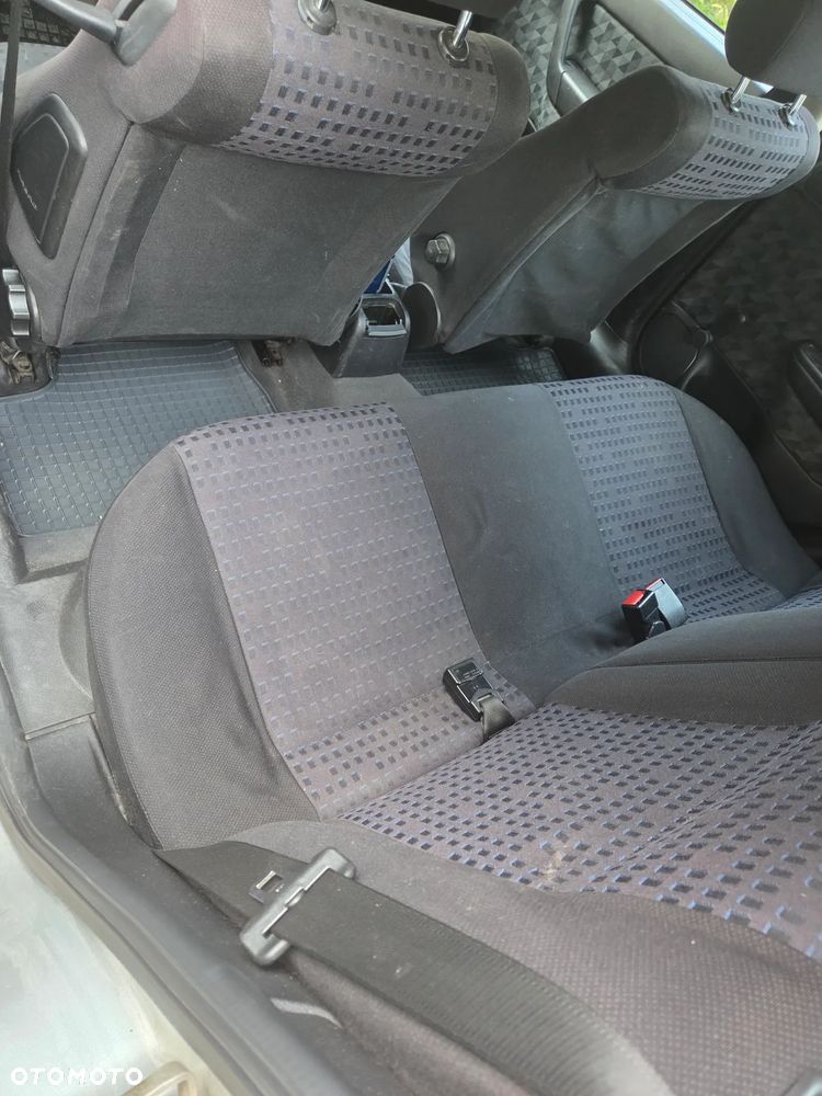 Opel Astra - 9